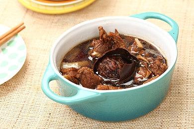 《EA SPORTS FC 26》官宣游戏封面和预告片时间！